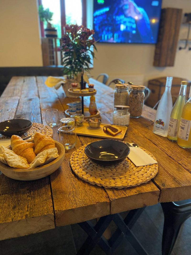 Le Relais Des Cala Ches image