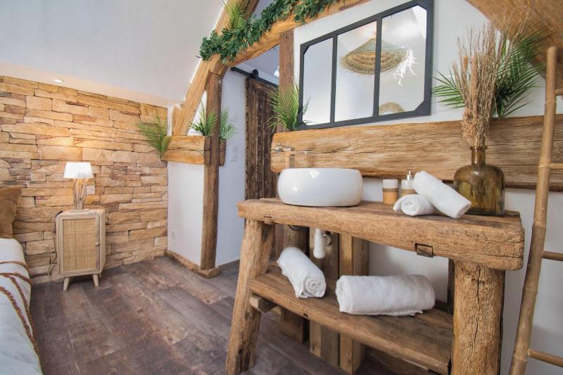Le Relais Des Cala Ches image