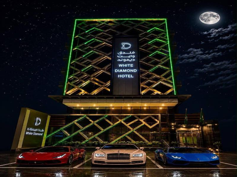 White Diamond Hotel Sari