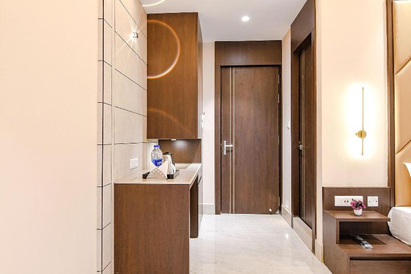 Fabhotel Samotel image
