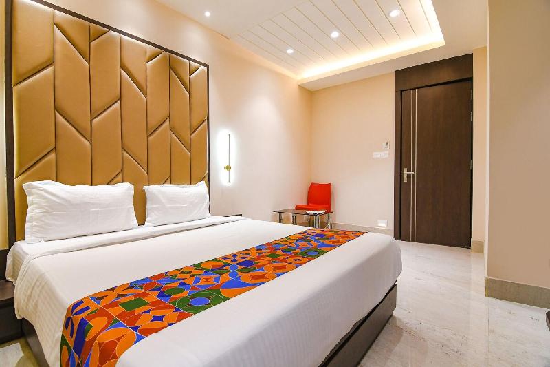 Fabhotel Samotel image