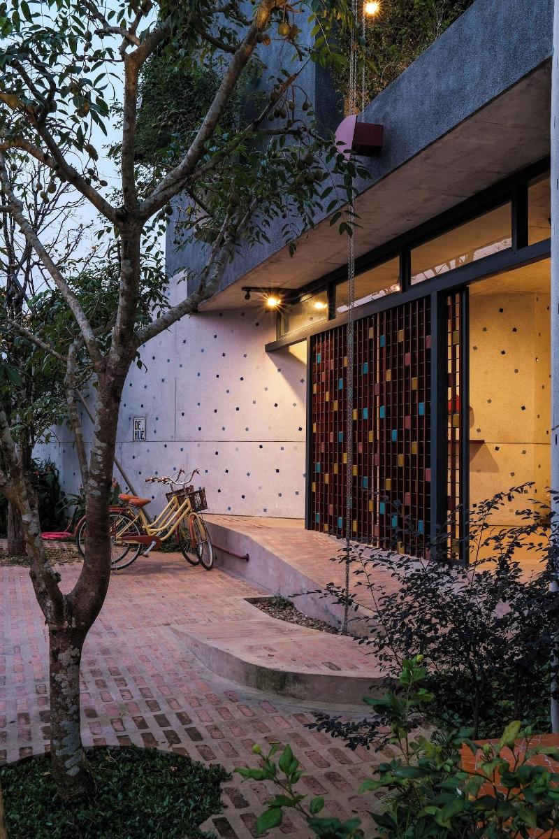 De Hua Space image