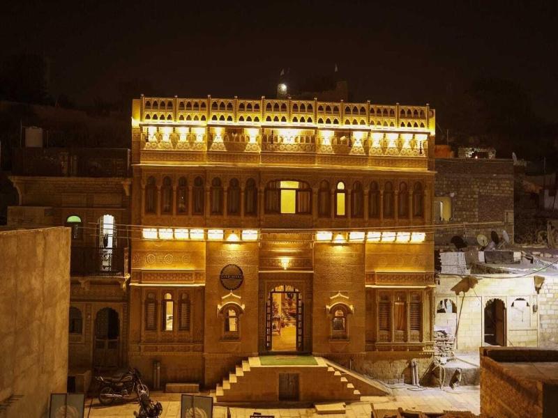 Hotel Garh Meera image
