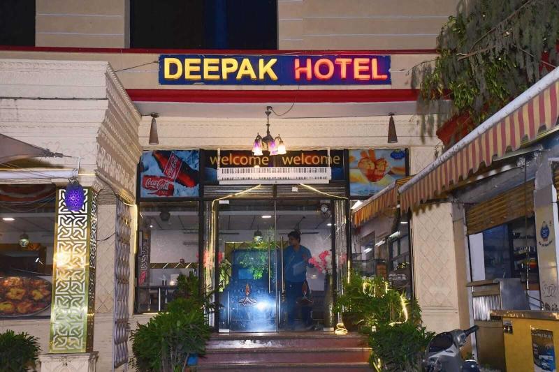 Deepak Hotel — exterior view