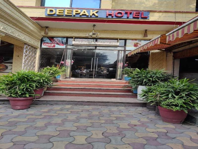 Deepak Hotel — general view