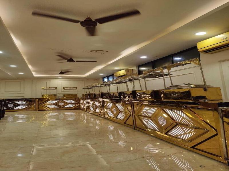 Deepak Hotel