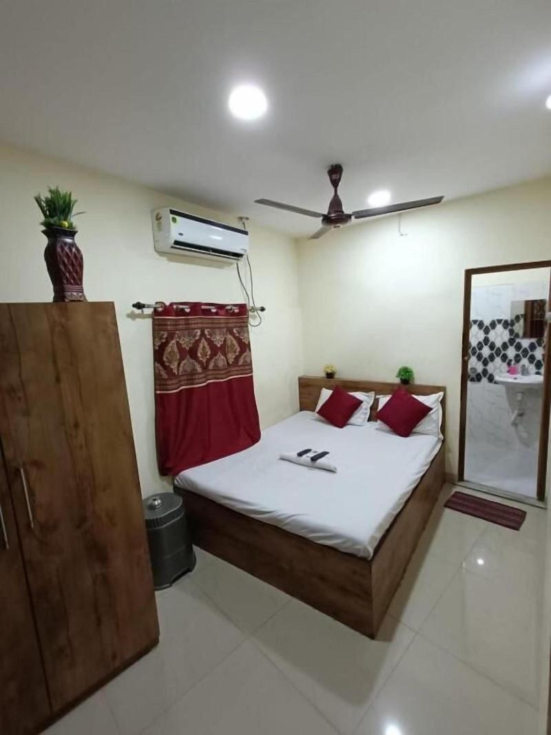 Sapphire Guest House image