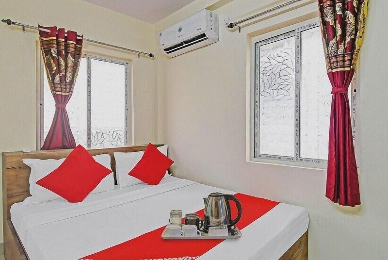 Sapphire Guest House image
