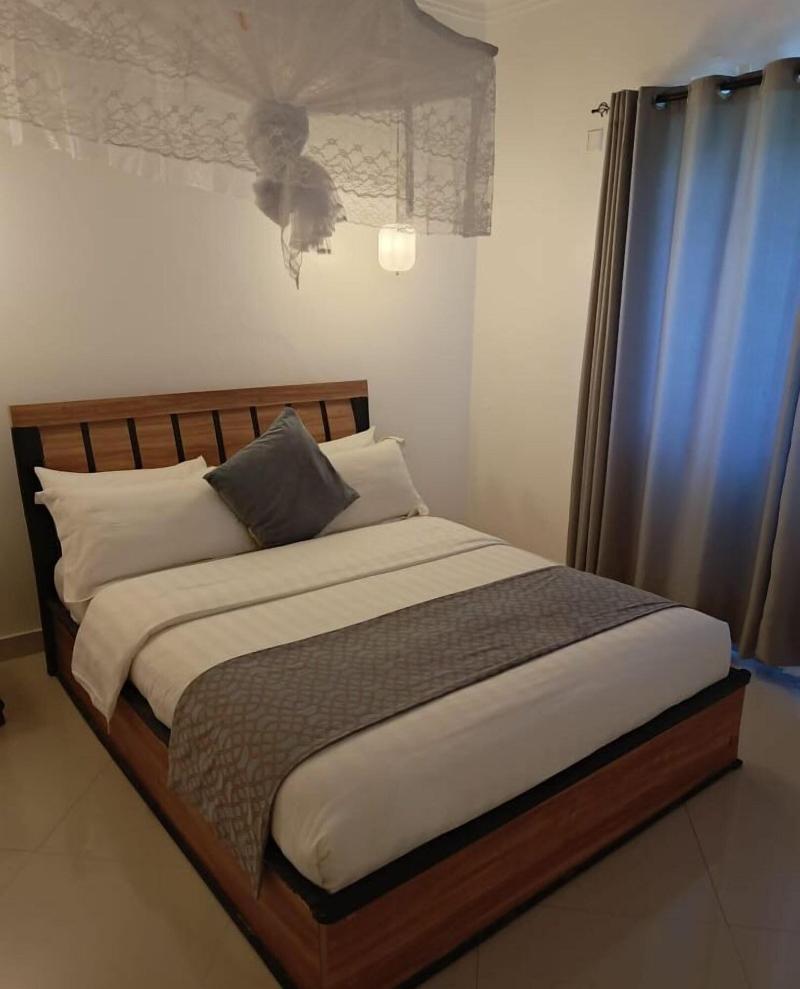 Chamiachi Hotel And Luxury Apartments image