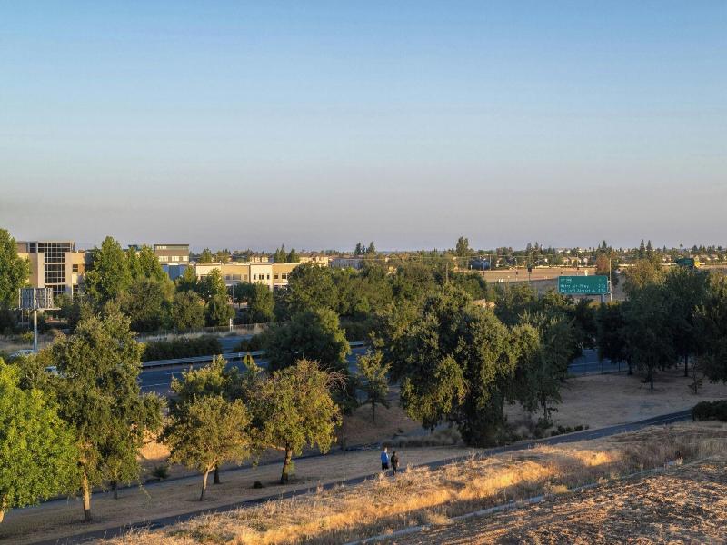 Aloft Sacramento Airport Natomas image