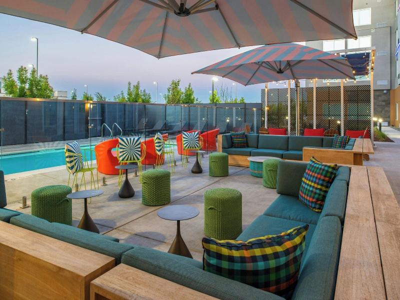 Aloft Sacramento Airport Natomas image