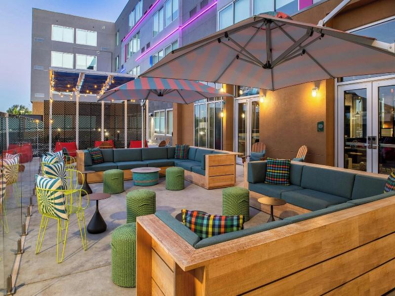 Aloft Sacramento Airport Natomas image