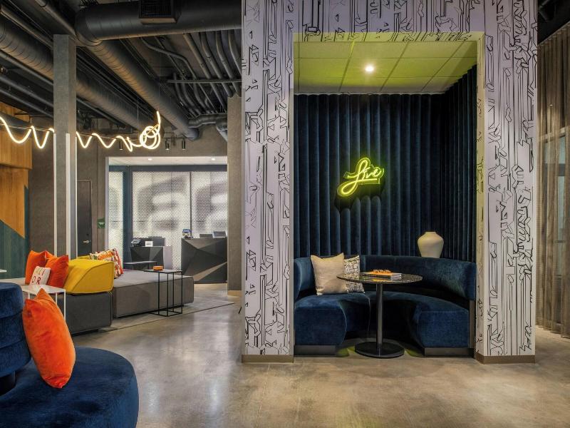 Aloft Sacramento Airport Natomas image