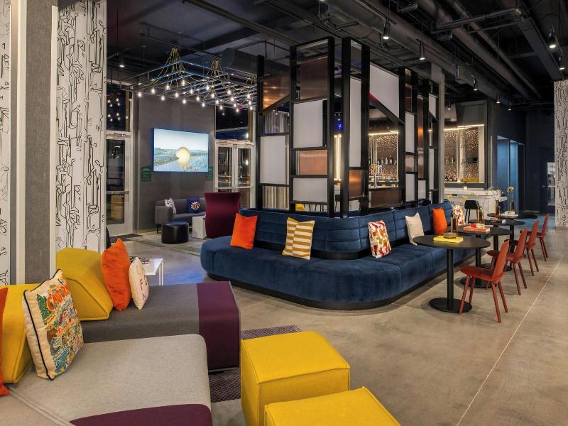 Aloft Sacramento Airport Natomas image
