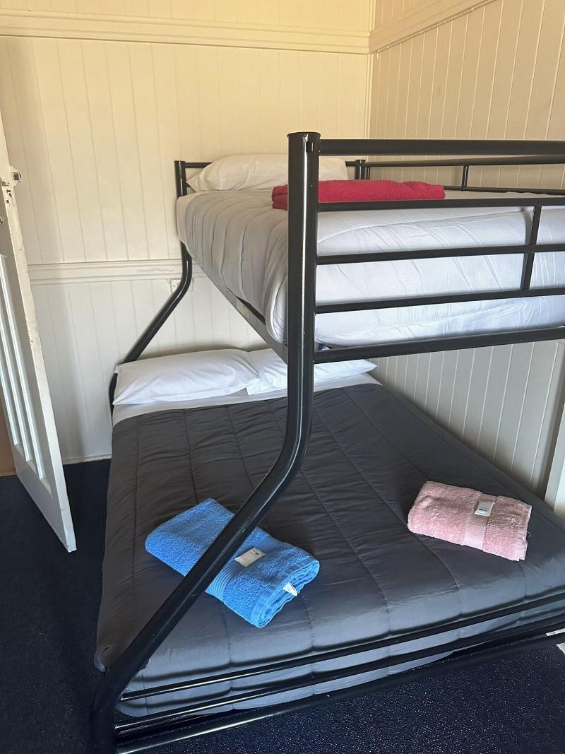 Hotel Metropole Proserpine image