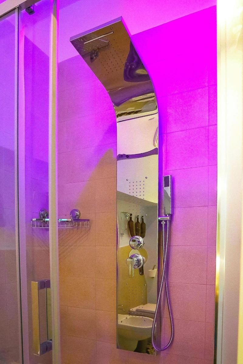 Volpe E Uva Winesuites Spa image