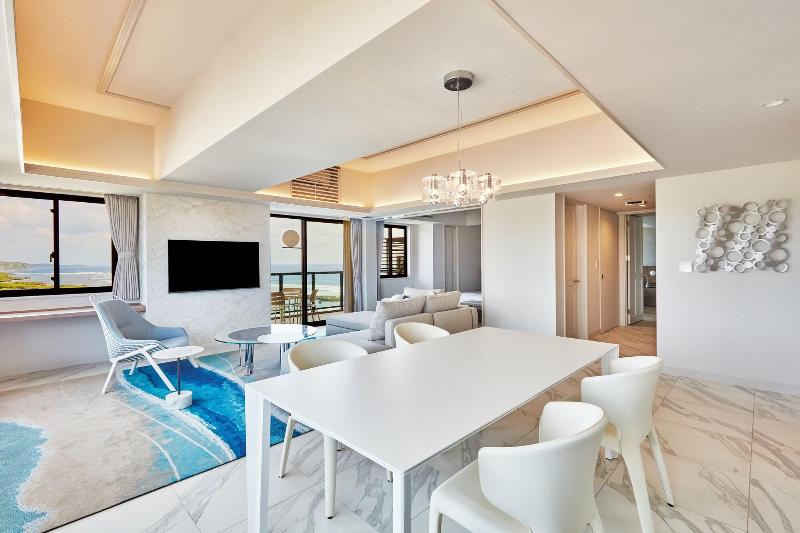 Hotel Shigira Mirage Beach Front image