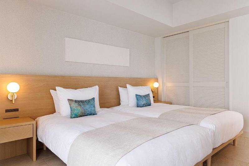 Hotel Shigira Mirage Beach Front image