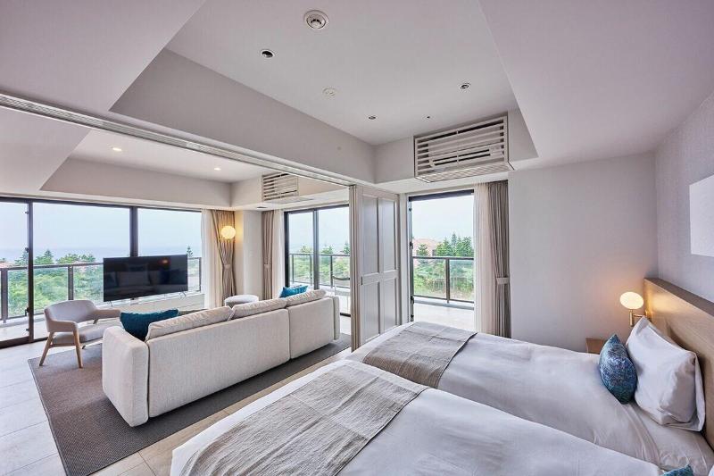 Hotel Shigira Mirage Beach Front image