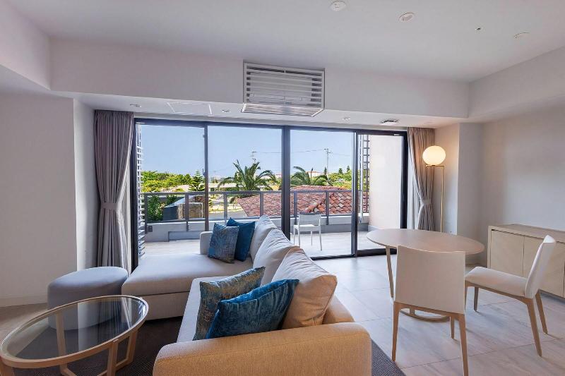 Hotel Shigira Mirage Beach Front image