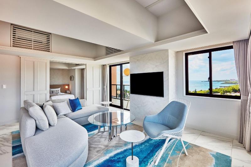 Hotel Shigira Mirage Beach Front image