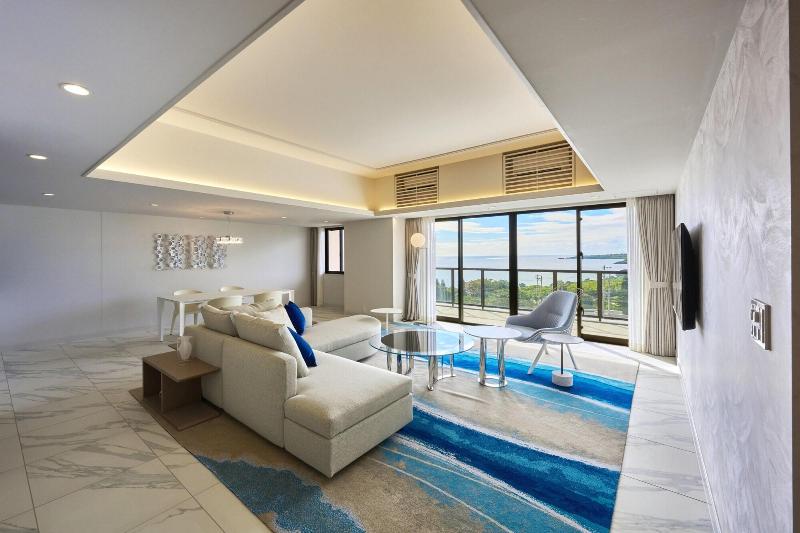 Hotel Shigira Mirage Beach Front image