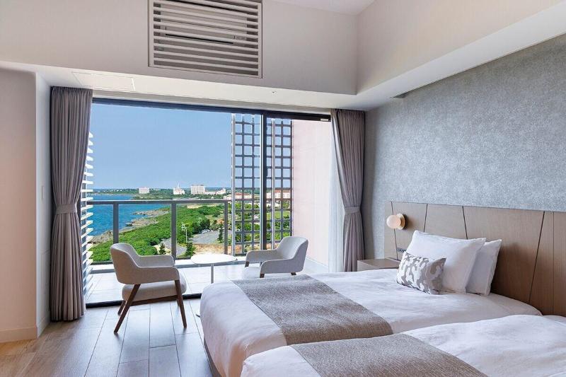 Hotel Shigira Mirage Beach Front image