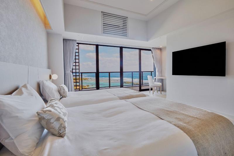 Hotel Shigira Mirage Beach Front image