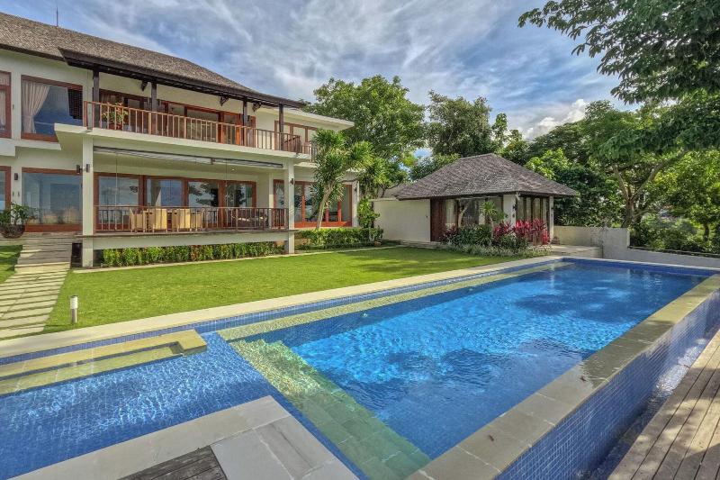 Casabelle Villa image