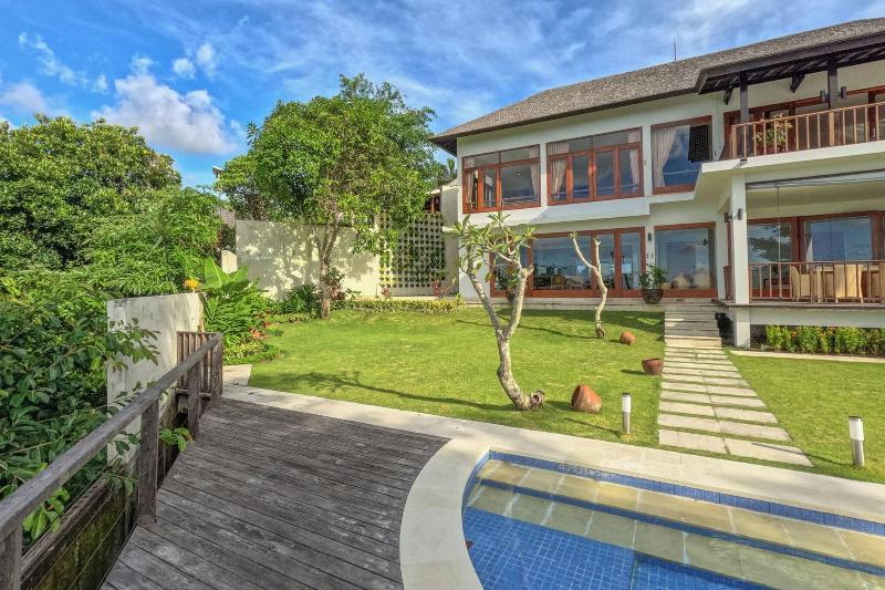 Casabelle Villa image