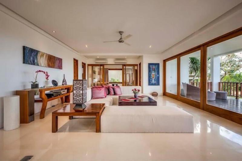 Casabelle Villa image
