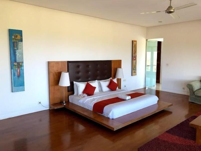 Casabelle Villa image
