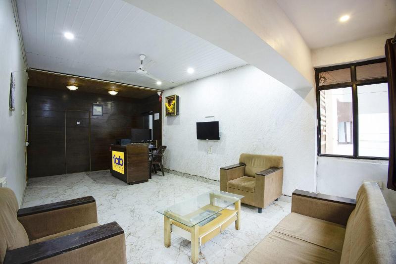 Fabhotel Comfort Stays image