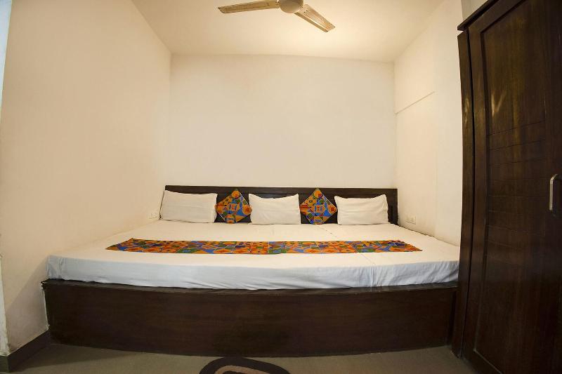 Fabhotel Comfort Stays image