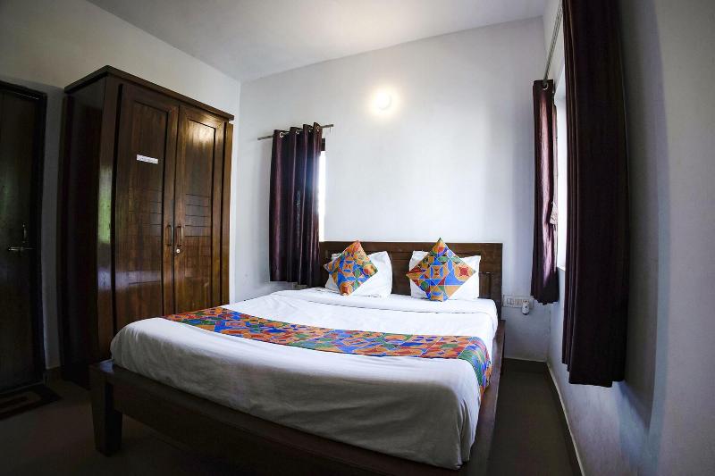 Fabhotel Comfort Stays image