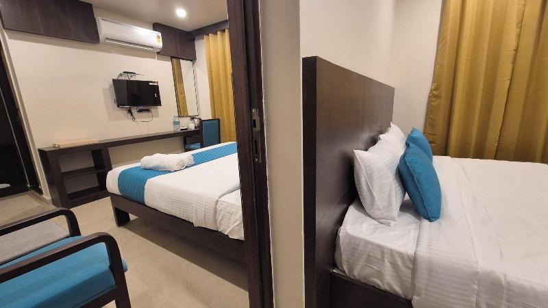 Hotel Janas image