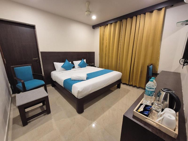 Hotel Janas image