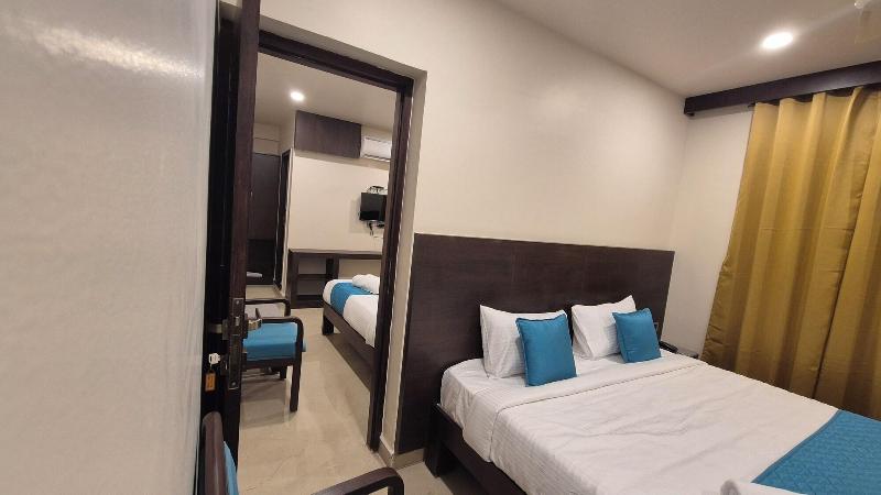 Hotel Janas image