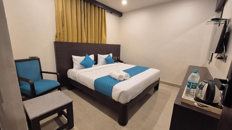 Hotel Janas image