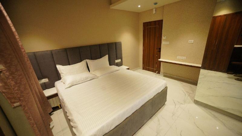The Universe Hotels Banquets — view