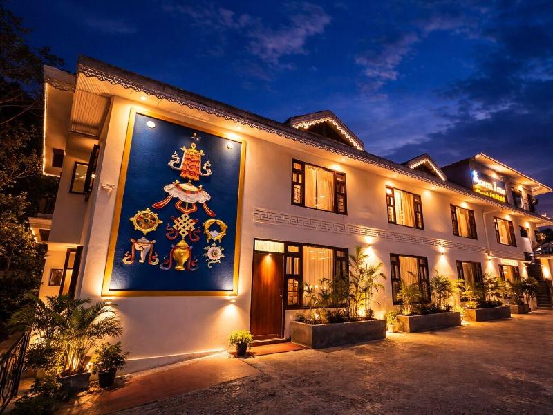 Kunden Fortune Founders Resort image