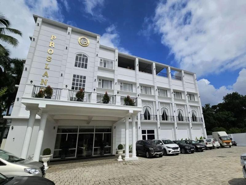 Prosland Hotel image