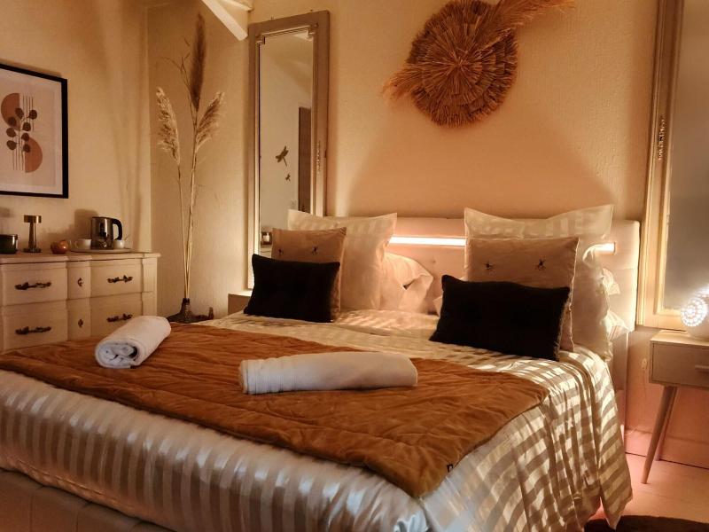 Domaine Valenquercy image