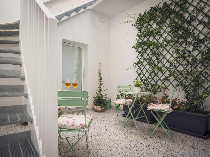 Zuara9room Rimni Bed Breakfast image