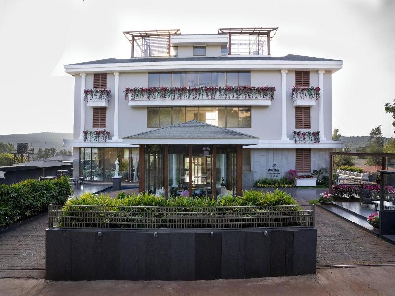 Leela Resort The Exotic Boutique Hotel