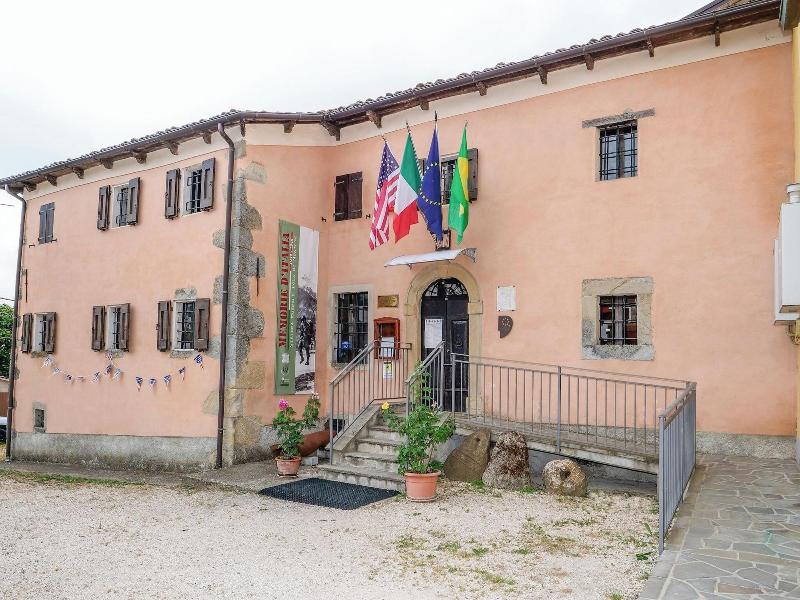 Il Castellaro Ai Sassi image