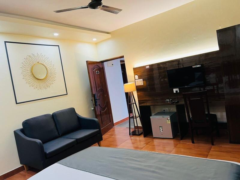 The Mayfield Beach Resort And Spa Baga image