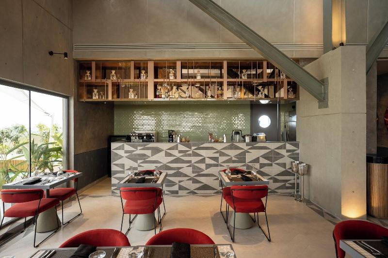 Sesaya Poshtel Bistro image