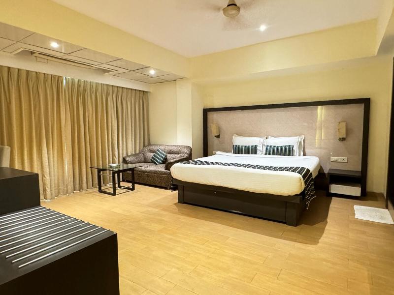 Hotel Galaxy image