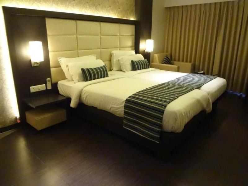 Hotel Galaxy image
